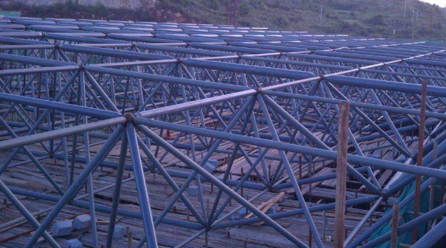 昌平概述网架加工中对钢材的质量的过细恳求