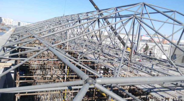 昌平细数网架装配中抉择应用钢结构对室第的优势